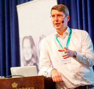 In Discussion With .... Richard Tromans, The Artificial Lawyer